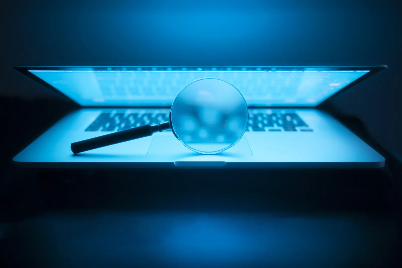 Anthropic acordă auditorilor acces aproape de cel al angajaților la sistemele sale AI