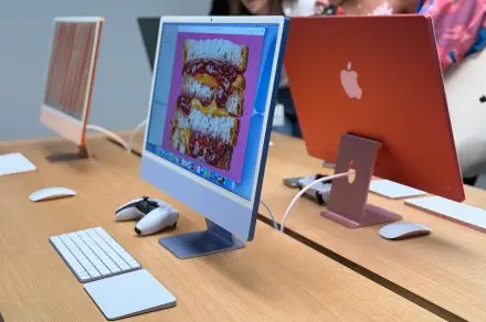 Apple ar putea aduce ecrane OLED la viitoarele iMac-uri, susține analistul Mark Gurman