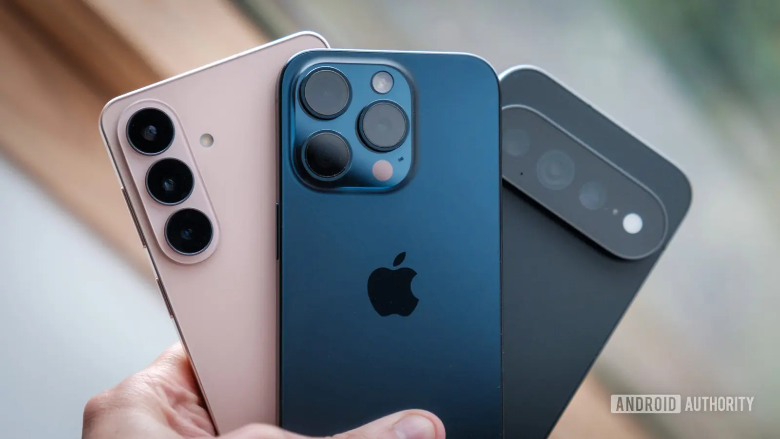 Cel mai bun aparat foto pentru portrete: Galaxy, iPhone sau Pixel?