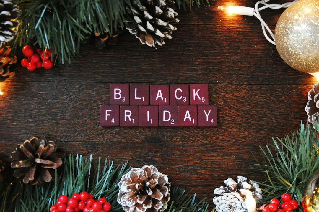 Black Friday: tablete, termostate și căști la prețuri record