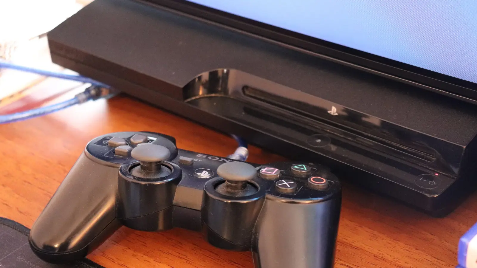 Nu arunca vechea PlayStation: iată cum o transformi în alt dispozitiv util