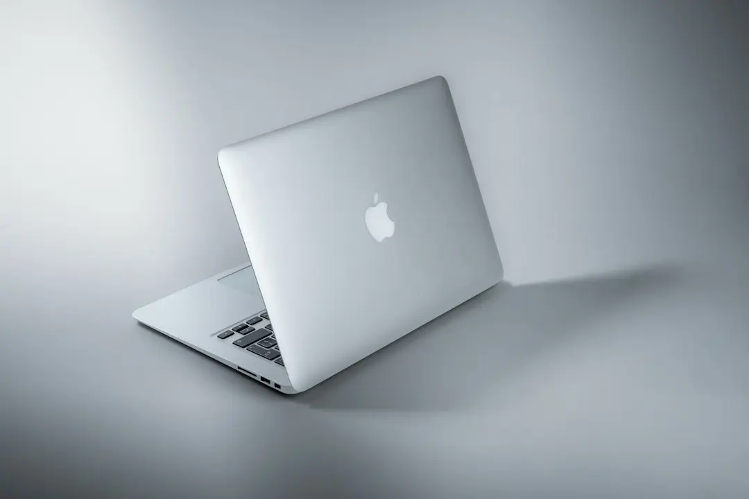 MacBook Pro M6: De ce 16GB rămâne în spate la viteza de memorie