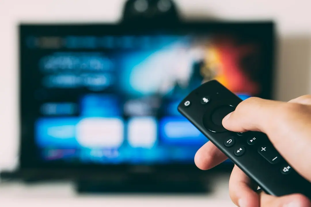 Televizoarele Samsung caută microfoane din apropiere prin Bluetooth