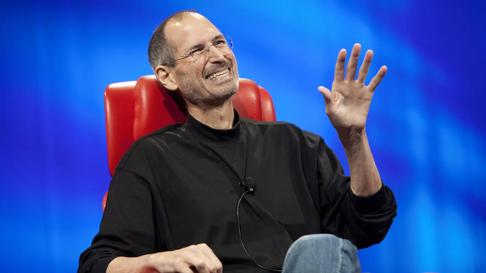 De ce Steve Jobs a respins laptopurile cu ecran tactil