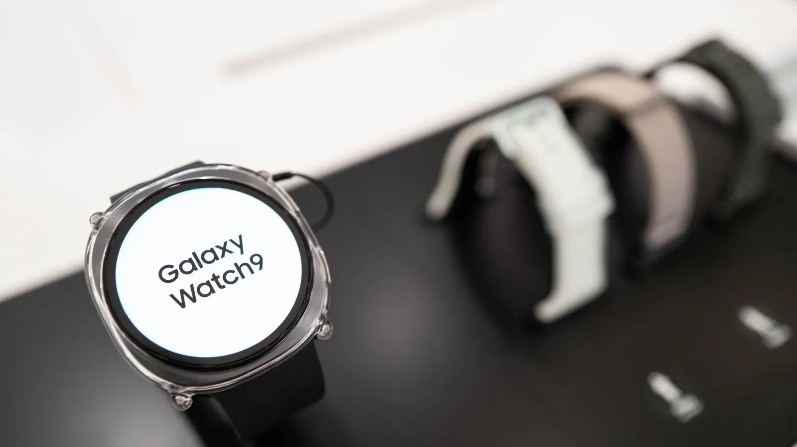 Ce înseamnă punctul portocaliu de pe ecranul Galaxy Watch?